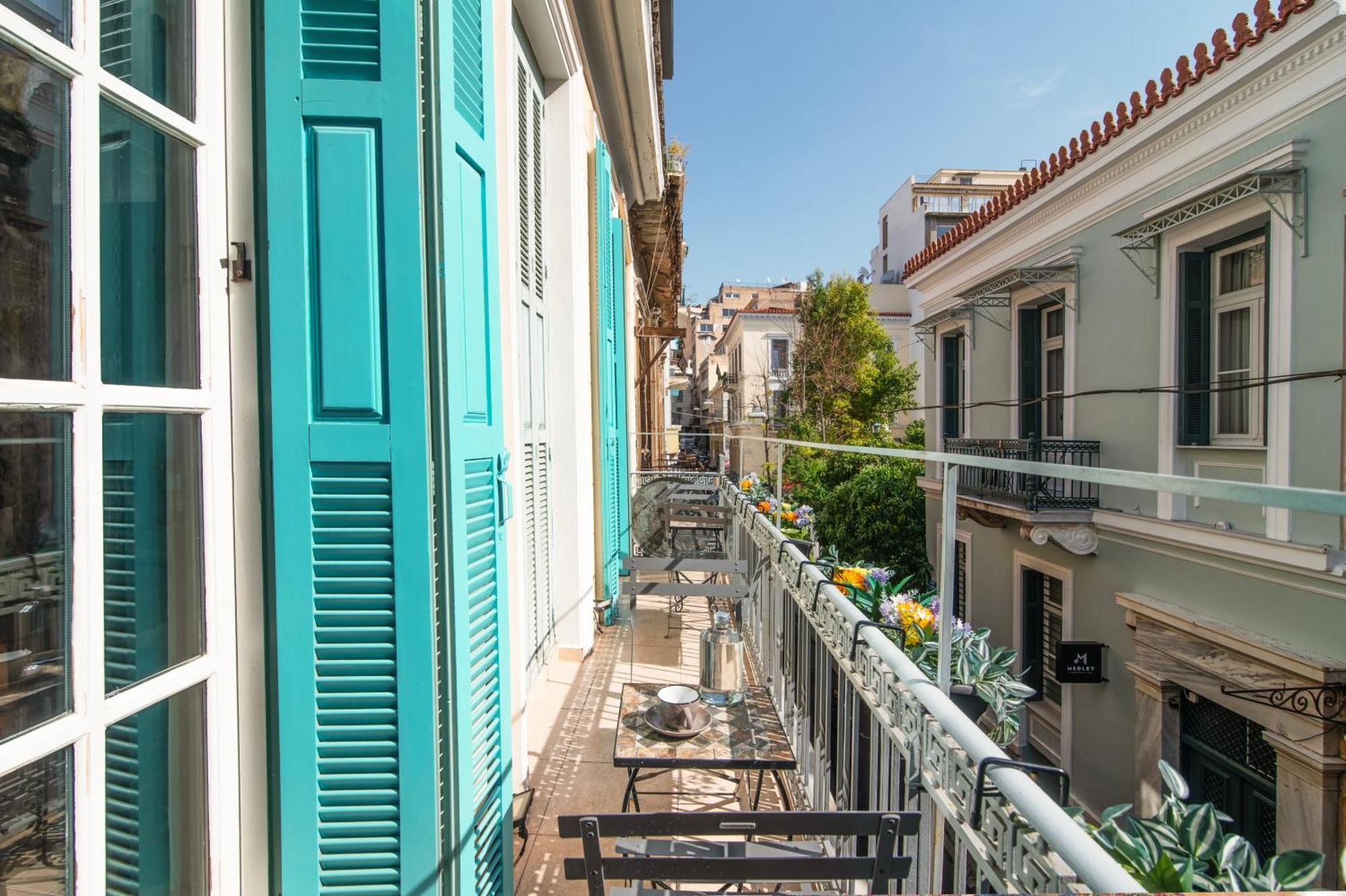Neoclassical Loft In Monastiraki - Acropolis And Metro Atenas Exterior foto
